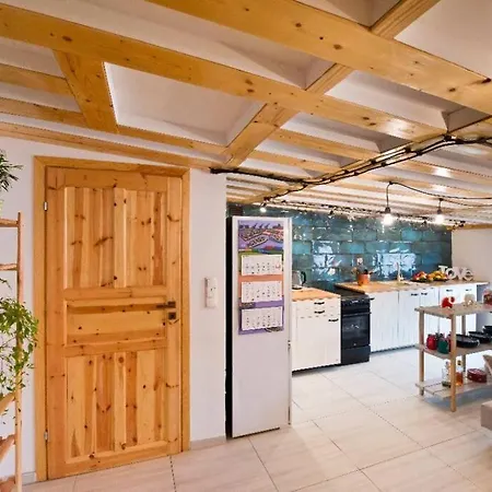 Max Apartment * 그디니아