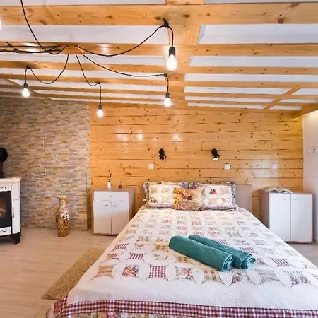 Max Apartment Apartman *
